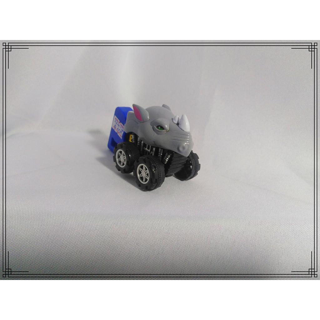 AUTO C/LANZADOR ANIMALES