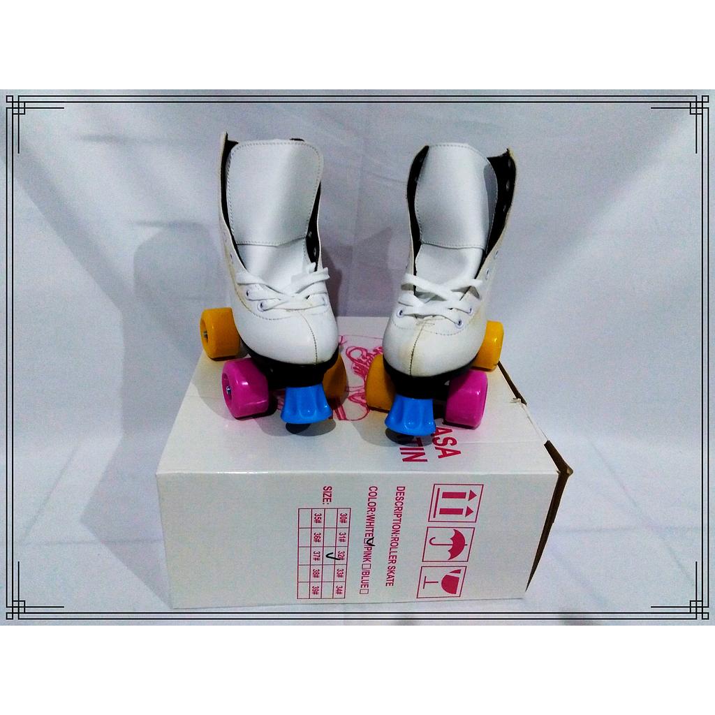 PATIN BOTA BLANCO C/RUEDAS COLORES