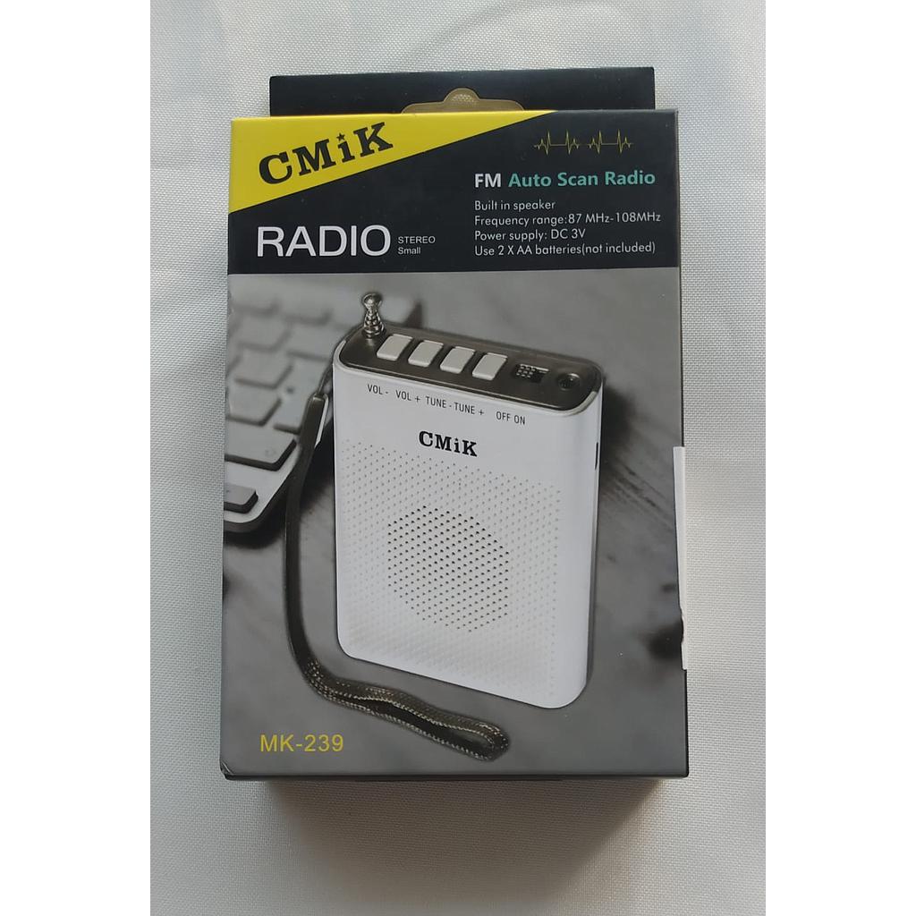 RADIO  A PILA